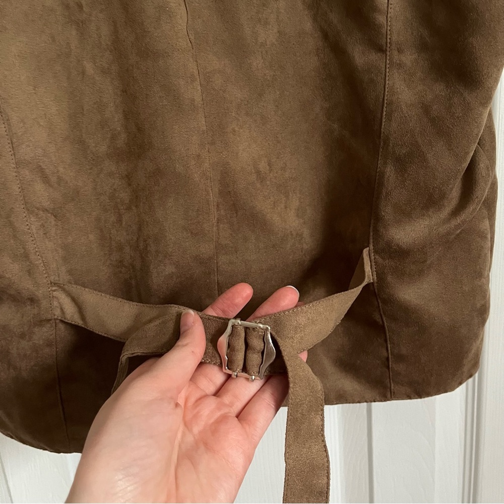Tan Suede Vest - Picture 4 of 4